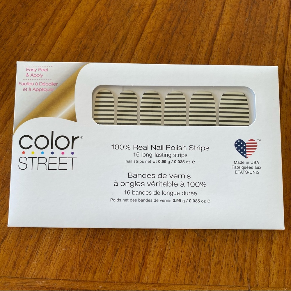 Color Street Press-On Nail Strips NWT “Between the Lines”